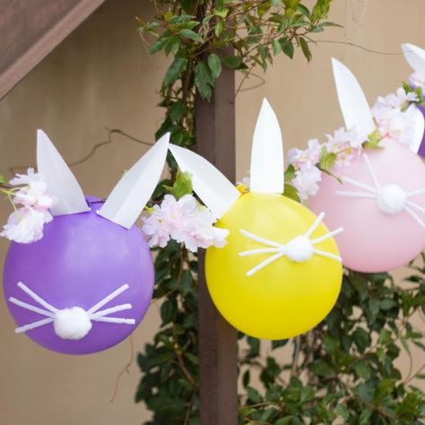 Easter Bunny Birthday Party, Easter School Decorations, Easter Bunny Balloons, Easter Party Decorations Outdoor, Easter Balloons Ideas, Easter Balloon Ideas, Easter Balloon Arch, Easter Balloon Decor, Balloon Bunny