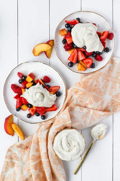 Fruit With Whipped Cream, 6 Meals A Day, Strawberries And Raspberries, Whipped Cream Desserts, Sweet Whipped Cream, Recipes With Whipping Cream, Seasonal Fruit, Vanilla Whipped Cream, Coconut Whipped Cream