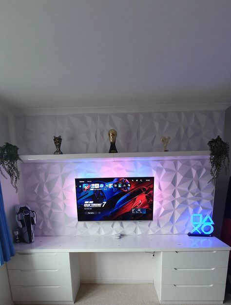 Gaming Wall Panels, White Rgb Gaming Setup, Floating Gaming Desk, Ikea Gaming Room, White Gaming Room, White Gaming Pc, White Gaming Desk, White Gaming Setup, Gaming Desk White