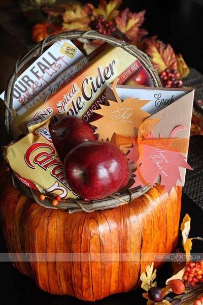 Cute Fall gift basket with cute card to give to your significant other. Raffle Basket Ideas, Theme Baskets, Fall Gift Baskets, Creative Gift Baskets, Auction Basket, Auction Baskets, Raffle Basket, Secret Pal, Raffle Baskets