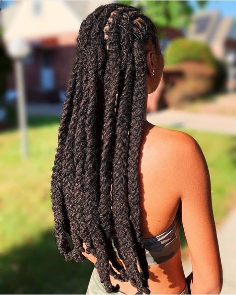 @keishacharmaine ・・・ #iamlocd #locs #locd #teamlocs #ilovemylocs #locjourney #locstyles #dreads #melanin #teamnatural https://www.instagram.com/p/B3rORScHfh6/?igshid=ioews7dly58o Locstyles Women Long, Women Long Loc Styles, Loc Hairstyles For Long Locs, Loc Tips Dyed, Loc Plaits Styles, Long Locks Hairstyles, Braided Loc Styles, Loc Cornrow Styles, Headwrap Locs