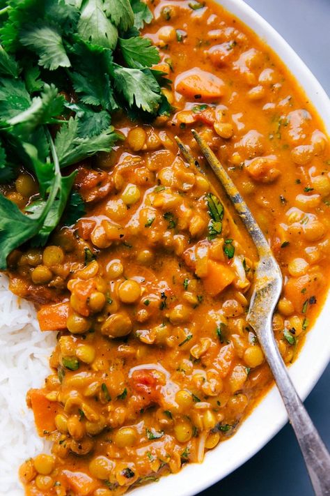 Lentil Curry Orange Lentil Recipes, Magical Food, Tomato Lentils, Coconut Lentil Curry, Lentil Curry Recipes, Vermicelli Recipes, Green Lentil, Curry Night, Med Diet