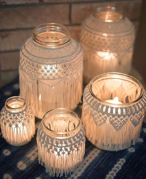 handmade bohemian glass jar covers made from intricate macrame with candles inside for lighting wedding prop Macrame Candle Holder, Diy Macrame Wall Hanging, Dorm Diy, Dorm Room Diy, Macrame Wedding, Paper Lace, Décor Boho, Modern Macrame, Boho Dekor