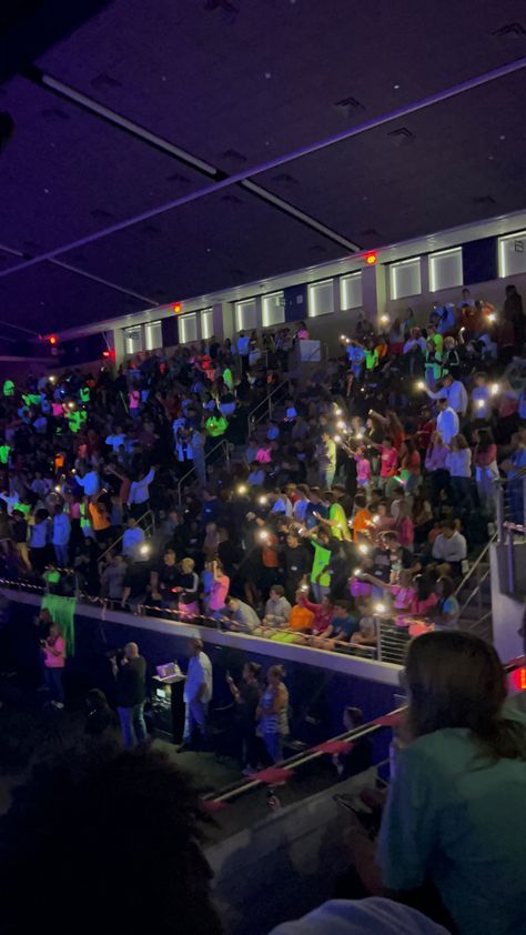 Glow In The Dark Pep Rally, Glow Pep Rally, Neon Pep Rally, Student Council Aesthetic, Spirit Week School, Hoco Themes, Homecoming Dance Themes, School Spirit Ideas Pep Rally, School Pep Rally