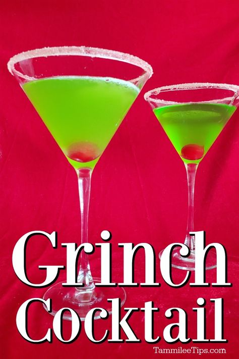 Grinch Alcholic Drink, Grinch Cocktail Recipe, Grinch Cocktail, Midori Drinks, Fun Holiday Cocktails, Midori Cocktails, Fun Holiday Drinks, Grinch Drink, Grinchmas Party