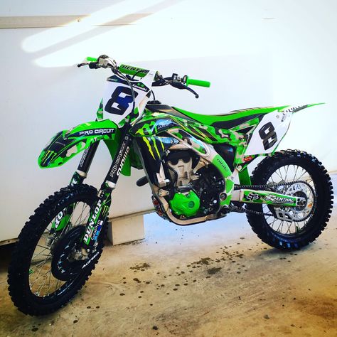 Dirt Bike Kawasaki, Dirt Bikes Honda, Green Dirt Bike, Dirt Bike Graphics, Dirt Scooter, 50cc Dirt Bike, Kawasaki Dirt Bikes, 125cc Dirt Bike, Custom Dirt Bike