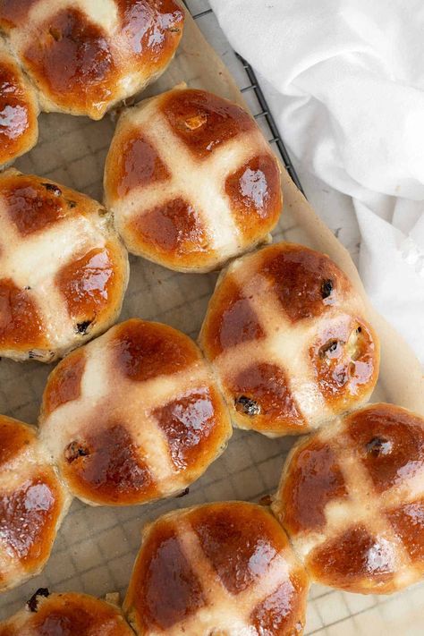 Traditional Hot Cross Buns - Seasons and Suppers Hot Crossed Buns, Cross Buns Recipe, Easter Bun, Hot Cross Buns Recipe, Brunch Bread, Buns Recipe, Fruit Peel, Hot Cross Buns, Cross Buns