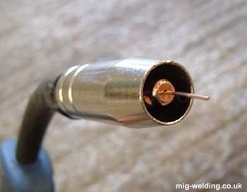 Mig Welding Tips, Aluminium Welding, Welding For Beginners, Aluminum Welding Rods, Welding Table Diy, Welding Techniques, Welding Works, Aluminum Welding, Flux Core Welding