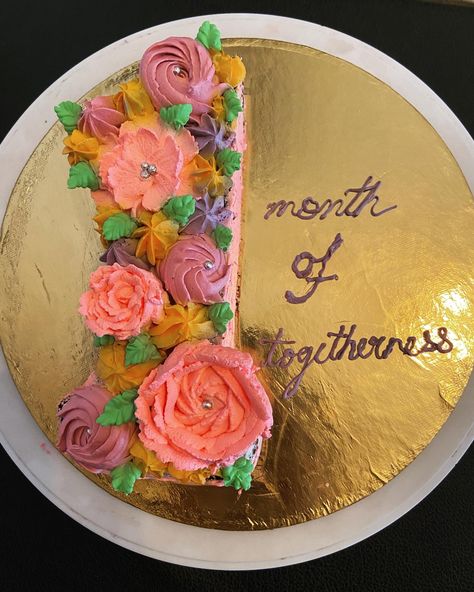 1 Month Anniversary Cake, One Month Anniversary Cake, 1month Anniversary, 1 Month Anniversary, One Month Anniversary, Wedding Pose, Wedding Anniversary Cake, Cute Birthday Cakes, Anniversary Cake