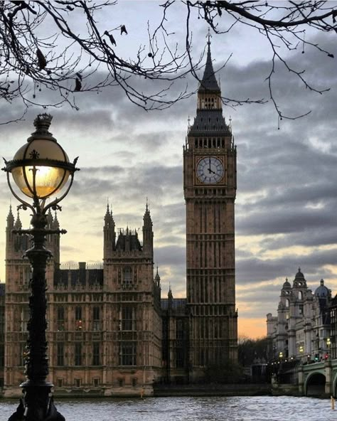 The Big Ben, London.- Big Ben Aesthetic, Big Ben Photography, Places Aesthetic, London Big Ben, London Wallpaper, London Dreams, London Baby, Big Ben London, London Aesthetic