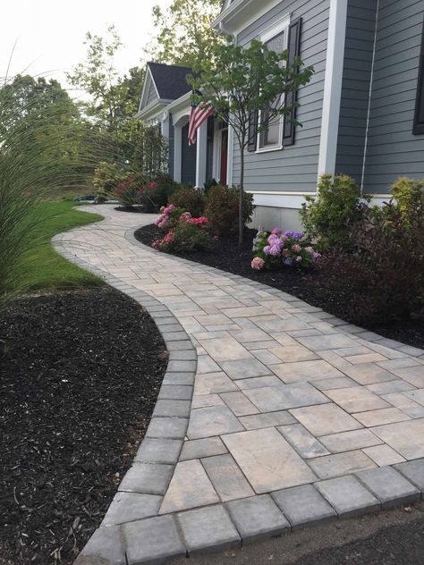 Pavers With Borders, Front Walkway Pavers, Farmhouse Sidewalk Ideas, Front Yard Sidewalk Landscaping, Front Walkway Ideas Entrance Pathways, Paver Walkways To Front Door, Walkway Pavers Ideas, Landscape Sidewalk, Sidewalk Pavers