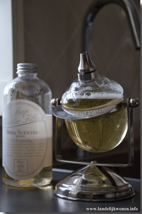 Diy Soap Dispenser, Wine Bath, Diy Soap, House Bathroom, Absinthe Fountain, Bathroom Interior Design, My Dream Home, Bathroom Interior, Soap Dispenser