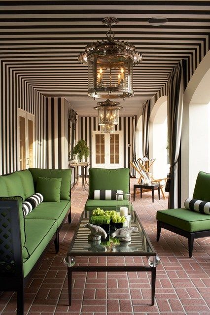 Discover garden room design ideas on HOUSE - design, food and travel by House & Garden. Graphic stripes evoke a bygone Hollywood era in this stylish loggia. Rooftop Vibes, Driveway Lights, Striped Walls, Patio Inspiration, Bohol, Black And White Stripes, Kitchen Area, Style At Home, Outdoor Rooms