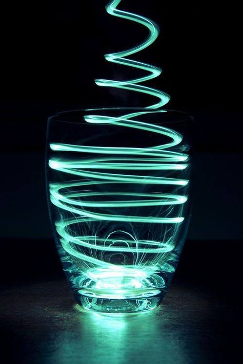 Painting with light Pavan Kalyan, Light Painting Photography, Glass Photography, Long Exposure Photography, Light Trails, Exposure Photography, Foto Tips, E Mc2, Aqua Turquoise