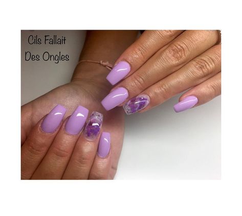 @cils.fallait.des.ongles shared a photo on Instagram: “Couleur d’été 🌸 • Violet pastel & incrustation fleur séchée •…” • Jul 14, 2020 at 1:22pm UTC Violet Pastel, Image Search, A Photo, Violet, Nail Art, Pastel, Nails, On Instagram, Beauty