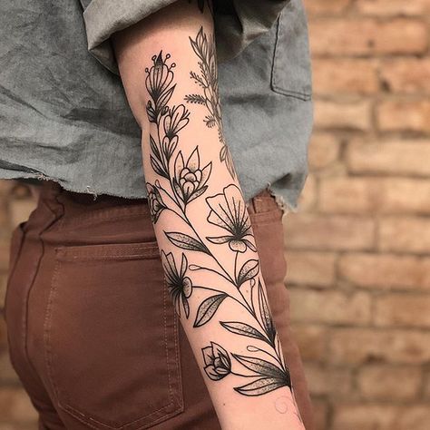 Flowers to add on to @cannamanda sleeve:) @x.bellingham Flower Sleeve Tattoo, Traditional Tattoo Woman, Polish Tattoos, Traditional Tattoo Flowers, Mom Tattoo Designs, Flower Sleeve, Floral Tattoo Sleeve, Flower Tattoo Sleeve, Latest Tattoos