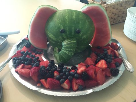 Watermelon elephant fruit tray, this was made for a baby shower                                                                                                                                                     More                                                                                                                                                                                 More Jungle Food, Baby Shower Fruit, Deco Fruit, Sprinkle Shower, Decorações Com Comidas, Elephant Baby Shower Theme, Creative Food Art, Trendy Baby Shower Ideas, Elephant Theme