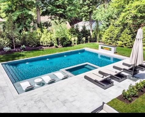 Luxurious Backyard, Backyard Pool Design, Dream Backyard Pool, Pool House Designs, Pools Backyard Inground, Pool Landscape Design, Sunny Sunday, Pool Backyard, Modern Pools