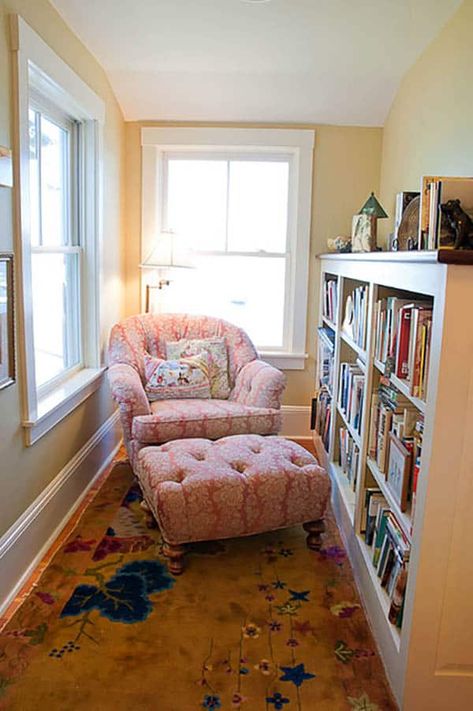 65 Wonderfully cozy reading nooks for book lovers Small Home Libraries, Reading Room Design, Wall Nook, Reading Nook Ideas, Comfy Reading, Nook Ideas, Reading Nooks, Home Libraries, Reading Corner