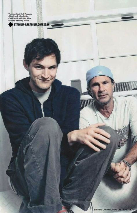 Josh Klinghoffer, Chad Smith, RED HOT CHILI PEPPERS Josh Aesthetic, Josh Klinghoffer, Chad Smith, Rock Magazine, Elf Man, Chilli Peppers, Anthony Kiedis, Male Icon, Chilli Pepper