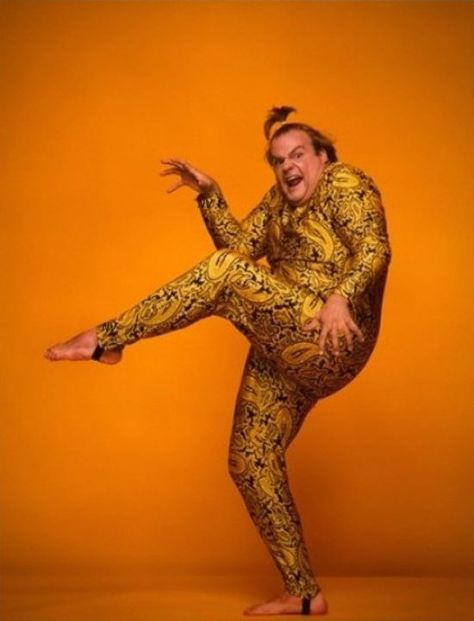 For those who need chris farley with a pig tail in gold paisley spandex -comment by me jonovan kirk Chris Farley Funny, Chris Farley, Random Pictures, Plus Size Leggings, Snl, Saturday Night Live, Colour Photograph, Funny People, Bones Funny