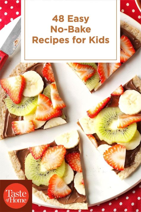 Aprons on, everybody! These no-bake recipes for kids will make the whole family happy. No Bake Recipes For Preschoolers, Easy Food Demonstration Ideas, Preschool Cooking Activities No Bake Fun, No Bake Recipes For Classroom, Cooking In The Classroom No Bake, Baking For Preschoolers, No Bake Cooking In The Classroom, Summer Cooking With Kids, Fun Summer Food For Kids