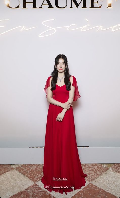 Song Hye Kyo Outfit, Hye Kyo, Song Hye Kyo, Outfit Dress, Trendy Outfits, Kdrama, Dress Outfits, Drama, Songs