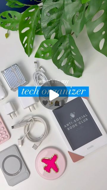 Rilee Smith on Instagram: "What I pack in my travel tech organizer! 👩🏼‍💻🌸 #packing #packinglist — Comment LINK and I’ll DM you the links to all the items I talk about in this video! Or shop directly: - My tech pouch is from Calpak! (Link in bio) - All of my electronics and tech gadgets are from Amazon (in my Storefront under Travel Tech) #travel #traveltips #whatsinmybag #travellife #techorganizer #calpak" Travel Tech Organizer, Gadget Organizer, Tech Organizer, Tech Organization, Tech Pouch, Travel Tech, My Travel, Travel Activities, Travel Kits