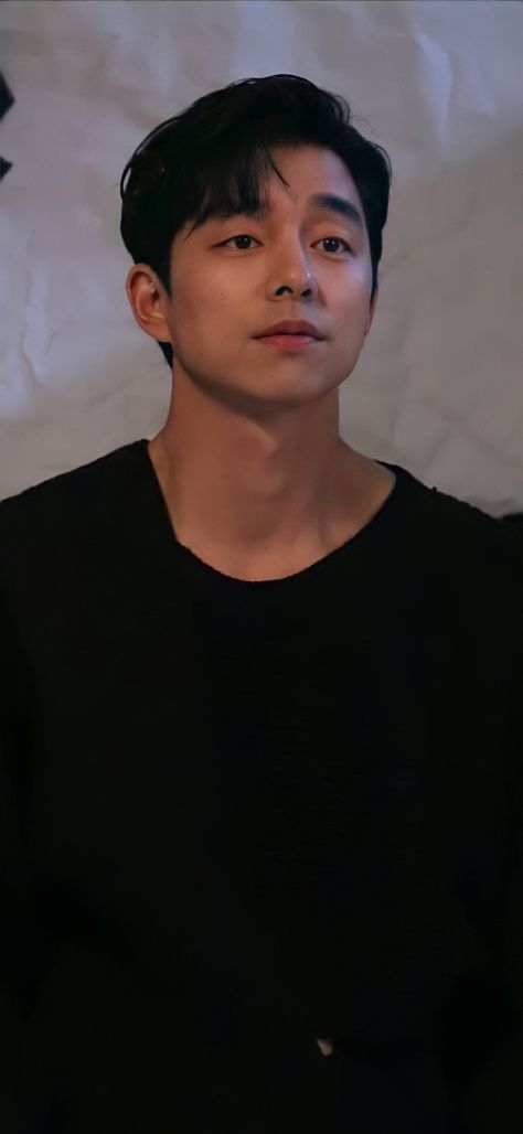 Gong Yoo Selfie, Gong Yoo Wallpaper, Goblin Gong Yoo, Wallpaper Lyrics, Mia 3, Gong Yoo, Hot Actors, Kdrama Actors, Korean Men