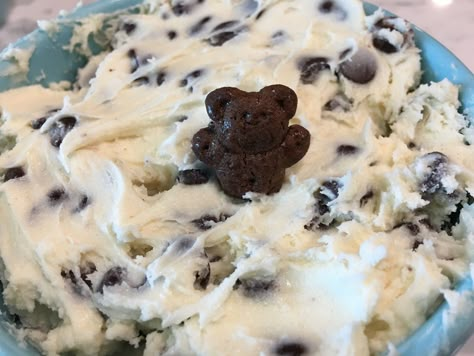 Cream Cheese Teddy Graham Dip Dip For Teddy Grahams, Teddy Gram Dip, Teddy Graham Desserts, Teddy Graham Dip, Cream Cheese Ball Dip, Graham Cracker Dip, Grandmas Cookies, Graham Dessert, Chocolate Chip Dip