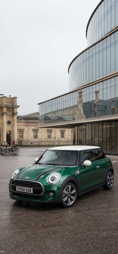 Minicooper Mini Coopers, Mini Cooper Wallpaper, Mini Cooper Sd, Mini Cooper Sport, Mini Cooper Custom, New Luxury Cars, Mini Copper, Mini Coopers, Lovely Car