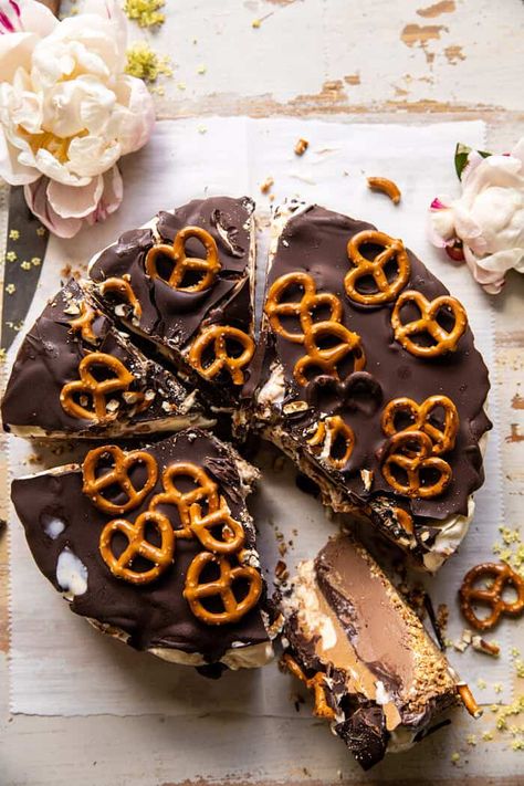 Pretzel Cake, Chocolate Peanut Butter Ice Cream, Half Baked Harvest Recipes, Cream Crackers, Butter Ice Cream, Peanut Butter Ice Cream, Peanut Butter Pretzel, Homemade Fudge, Harvest Recipes