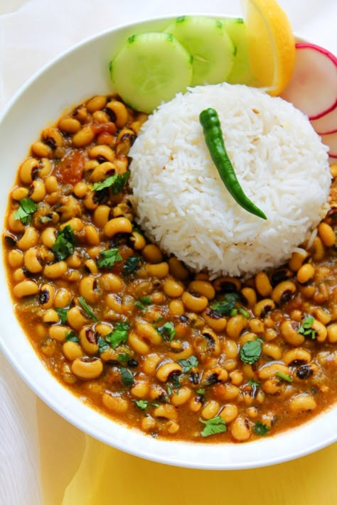 Black Eyed Peas Curry / Lobia Masala – Instant Pot | Stove Top | Living Smart And Healthy Black Eyed Peas Curry, Lobia Recipe Indian, Black Eyed Peas Recipe Indian, Peas Recipe Indian, Lobia Recipe, Warming Meals, Black Eye Beans, Blackeyed Pea Recipes, Veggie Mains