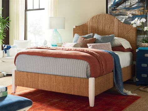 Seabrook Queen Bed Brown Bed Frame, Handcrafted Bed, Bed Frame Sizes, Inviting Bedroom, Platform Bedroom Sets, King Platform Bed, Beach Bedding, Bedroom Panel, Universal Furniture