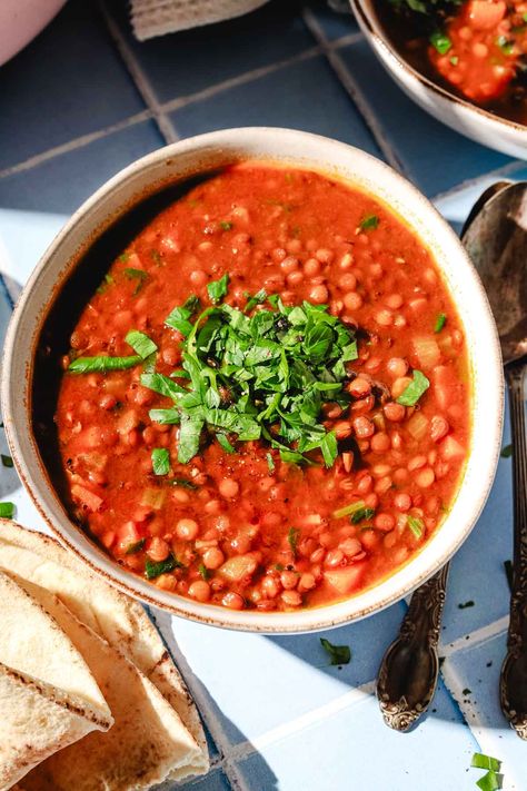 30-Minute Moroccan Lentil Soup Lebanese Recipes Authentic, Brown Lentil Soup, Middle Eastern Lentil Soup, Moroccan Lentil, Moroccan Lentil Soup, Ramadan Recipes Iftar, Eid Food, Lentil Dishes, Comforting Soup