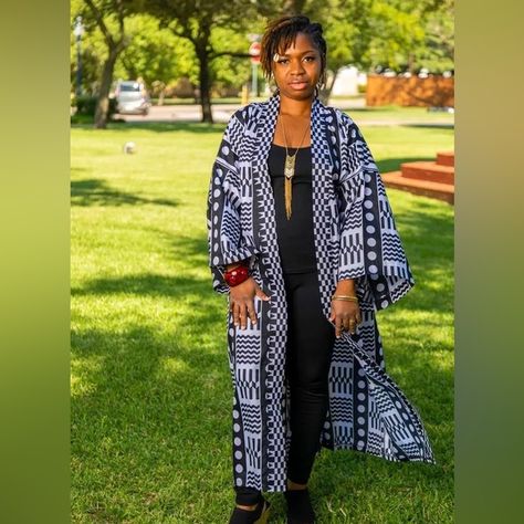 Kimono Jacket in Black and White African Print Black Printed Kimono With Kimono Sleeves, African Print Kimono Jackets, Black Cotton Kimono With Print, Black Printed Long Kimono, African Kimono, One-size Open Front Printed Kimono, Ankara Kimono, Couture Jackets, African Print Clothing