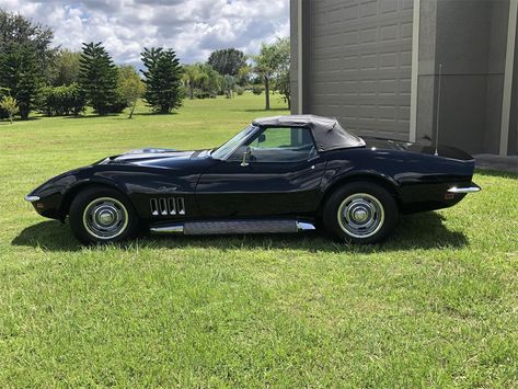 1969 Corvette, Old Corvette, Corvette C3, Corvette For Sale, Tuxedo Black, Chevrolet Corvette Stingray, Classic Car Show, Corvette Convertible, Convertible Top