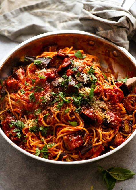 Pasta Alla Norma | Recipe Tin Eats ~ The classic Sicilian-style dish fries the eggplant; this recipe roasts it using far less oil. Simple sauce of tomato passata (purée), garlic, onions, fresh basil (can sub thyme &/or oregano), red pepper flakes, & optional white wine. Serve over any type of pasta & garnish with grated Parmesan or pecorino. Eggplant Pasta Recipes, Pasta A La Norma, Pasta Norma, Eggplant Pasta Sauce, Eggplant Recipes Pasta, Quick Pasta Sauce, Tomato Passata, Zucchini Aubergine, Eggplant Pasta