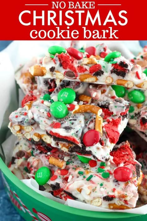 This Christmas Candy Cookie Bark is so delicious and easy to prepare! With only five ingredients and no baking required, it's the perfect quick treat for the holidays. #christmas #nobake #cookies #barkrecipe belleofthekitchen.com Christmas Chocolate Bark Recipes, Christmas Chocolate Bark, Chocolate Bark Christmas, Christmas Bark Recipes, Christmas Bark, White Chocolate Bark, Bark Recipes, Chocolate Bark Recipe, Xmas Candy