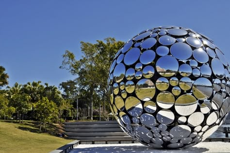 Sphere Art, Ball Sculpture, Stainless Steel Sculpture, Sphere Design, Sculpture Design, Public Sculpture, Interactive Art, Mirror Ball, Steel Sculpture