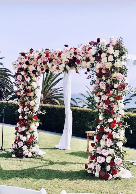 Pastel Red Wedding Theme, Red Cream Wedding Theme, Pink And Red Wedding Theme Wedding Ceremony Decor, Blush Pink And Burgundy Wedding Flowers, Mauve And Red Wedding, Maroon And Pink Flowers, Red Pink And White Wedding Flowers, Cream And Maroon Wedding, Pink Quinceanera Ideas Decoration