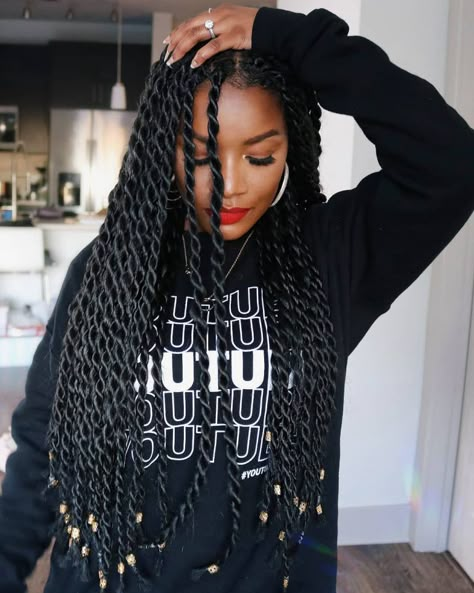 Senegalese Twist Hairstyles, Senegalese Twists, Afrikaanse Mode, Girl Braided Hairstyles, Twist Braid, Twist Braid Hairstyles, Senegalese Twist, Hair Twist Styles, Hair Twist