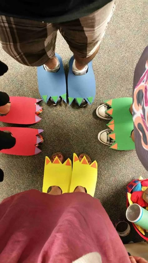 Dino Feet Craft, Tearex Party, Dinosaur Feet Craft, Dinovember At The Library, Dinosaur Storytime, Dinovember Ideas, Preschool Library, Dino Theme, Library Themes