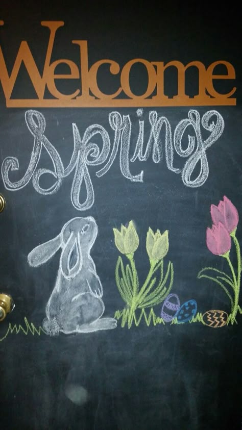 Spring Chalkboard fun!! I love my bunny :o) Easter Bunny Chalkboard Art, Bunny Chalkboard Art, Bunny Chalk Art, Spring Whiteboard Ideas, Easy Spring Chalkboard Art, Chalkboard Bunny, Easter Chalk Art, Spring Chalk Art, Chalk Bunny