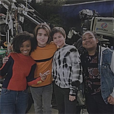 ~Havan Flores ~Luca Luhan ~Dana Heath ~Terrence Little Gardenhigh Dana Heath, Luca Luhan, Force Pictures, Henry Danger Nickelodeon, New Superheroes, Danger Force, Henry Danger, Nickelodeon Shows, Disney Princess Fashion