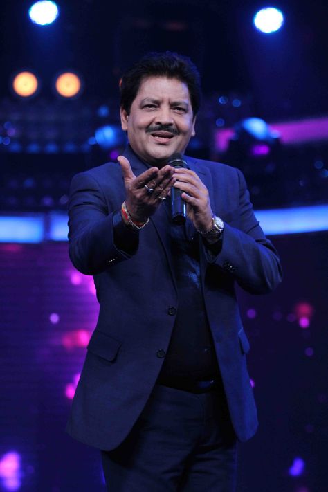 Udit Narayan, Indian playback singer Kumar Sanu Alka Yagnik Udit Narayan, Pradeep Kumar Singer Wallpaper, Kumar Sanu Alka Yagnik Photo, Kumar Sanu Hd Photo, Udit Narayan Photos, Kumar Sanu Photo, Singer Posters, Aditya Narayan, Bollywood Singers