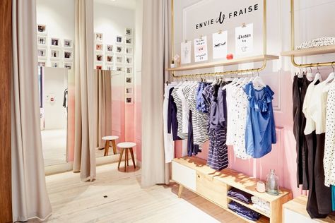 Envie de Fraise boutique by Generous, Paris – France » Retail Design Blog Fashion Shop Interior, Clothing Displays, Interior Fit Out, Boutique Decor, Store Interiors, Retail Store Design, Shop Front Design, Retail Design Blog, Water Colors