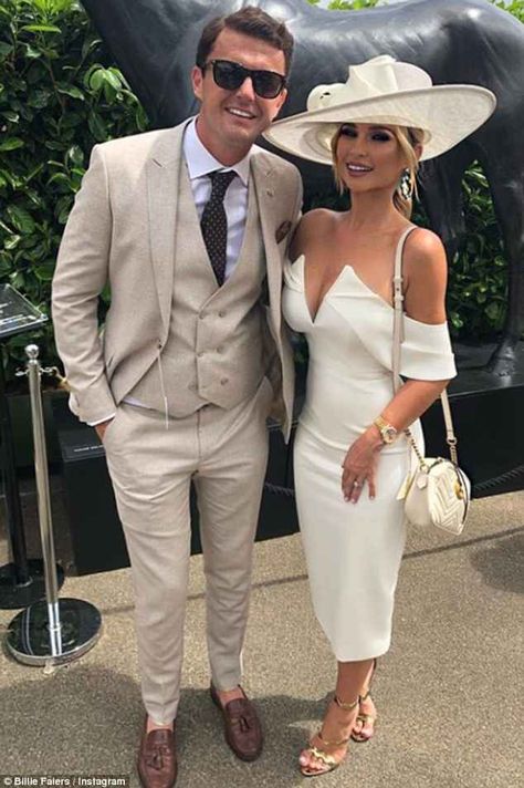 Kentucky Derby Couples Outfits, Ladies Day At The Races Outfit, White Bardot Dress, Ladies Day Outfits, Melbourne Cup Fashion, Ascot Outfits, Kentucky Derby Outfit, Kentucky Derby Fashion, Derby Attire