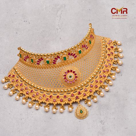 Bridal Choker Necklace Indian Gold, Gold Jewellery Designs Latest, Latest Choker Necklace Designs, Choker Necklace Designs Gold Indian, Malabar Jewellery, Gold Jewelry Prom, Choker Necklace Online, Haram Designs, Gold Haram