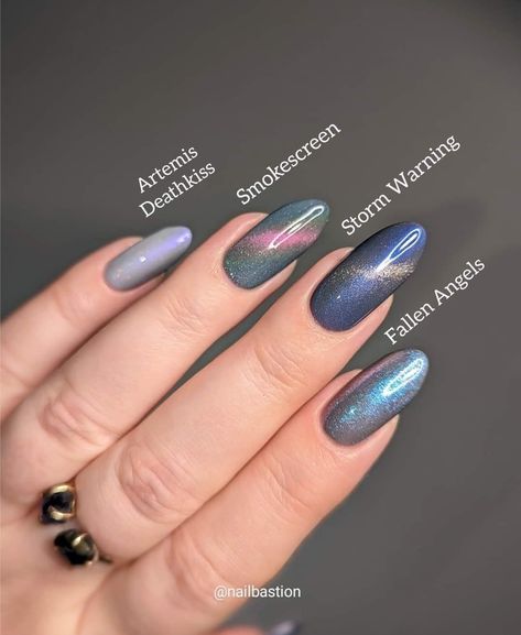 Mooncat Nail Polish, Wintry Nails, Pretty Nail Ideas, Nail Paints, Nail Polish Shades, Make Up Face, Fat Art, Face Nails, With Nails